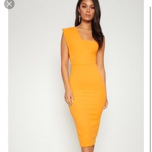 PrettyLittleThing Yellow One Dress